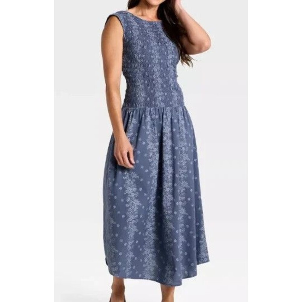 Universal Thread Smocked Midi A-Line Dress Blue Floral - Womens XS  - NEW